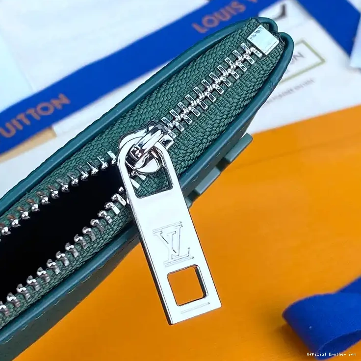 Official Brother Sam 2401YA0096 Bags LV 0816